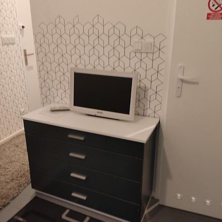 Kawalerka W Centrum Leszna. Leszno  Eksteriør billede