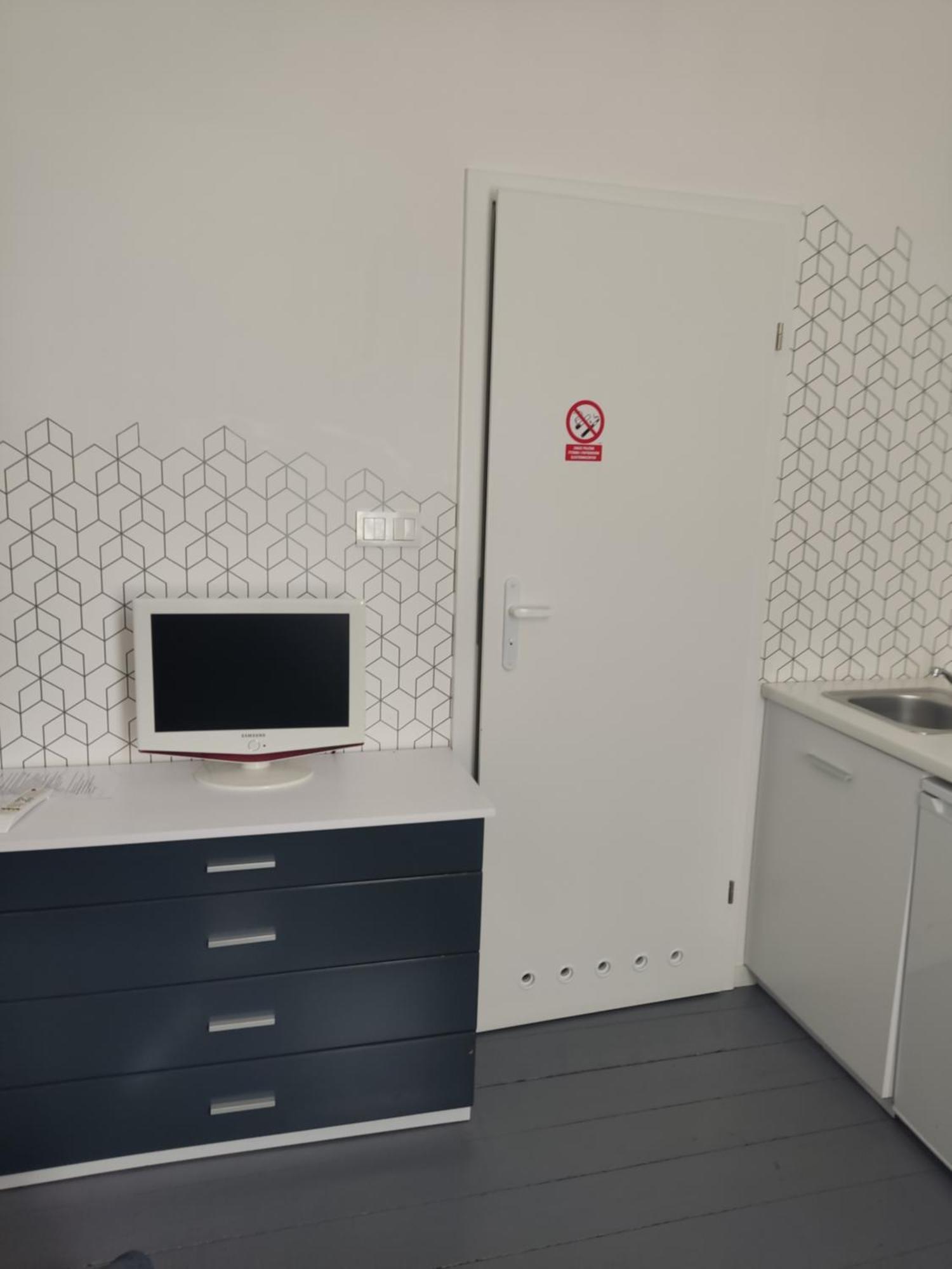 Kawalerka W Centrum Leszna. Leszno  Eksteriør billede